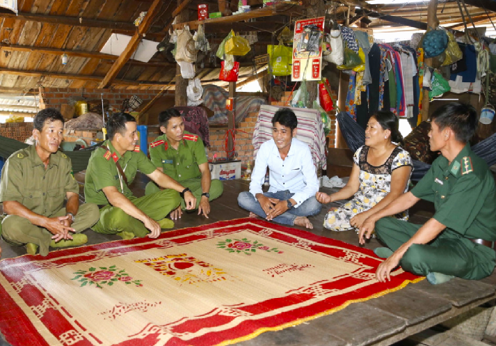 Công an xã biên giới Đắk Lắk: Siết chặt an ninh biên giới, đảm bảo tuyệt đối an toàn cho ngày hội bầu cử -0