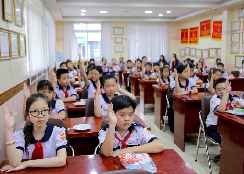 Áp lực tuyển sinh đầu cấp tại TP Hồ Chí Minh: Thiếu trường lớp, sĩ số tăng cao -0