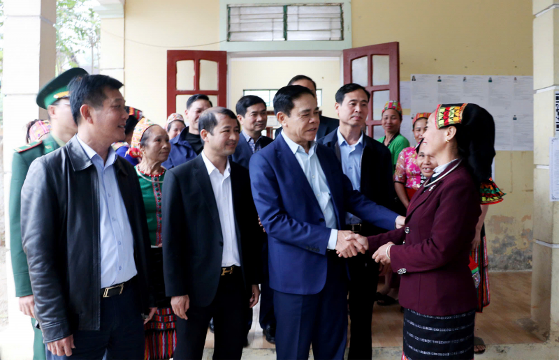 Đồng bào vùng cao Nghệ An mong chờ ngày bầu cử sớm -0