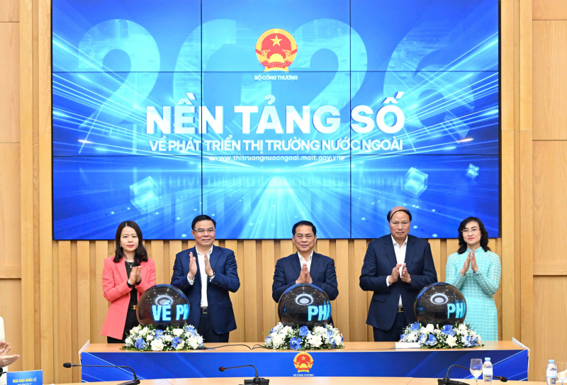 Khai trương nền tảng số về phát triển thị trường nước ngoài -0