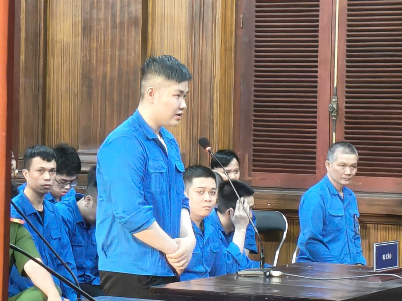 Các thành viên nhóm “Phế liệu chiến tranh BW” lãnh án -0