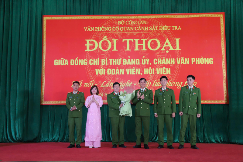 z7612785573826_1680498400c92b1fe6a070d24912bfe9.jpg -0