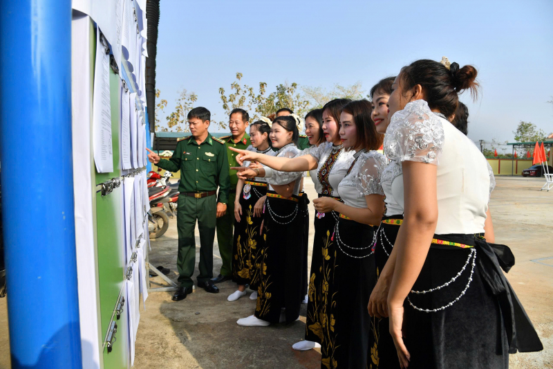 Niềm tin của cử tri ở Tây Nguyên và miền Tây Nam bộ trước ngày bầu cử -0