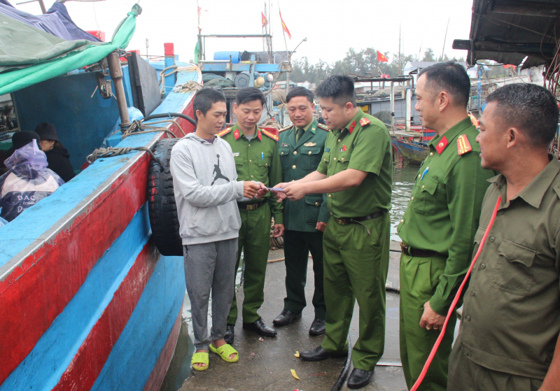 Ngư dân miền biển xứ Huế hướng về “Ngày hội lớn” -0