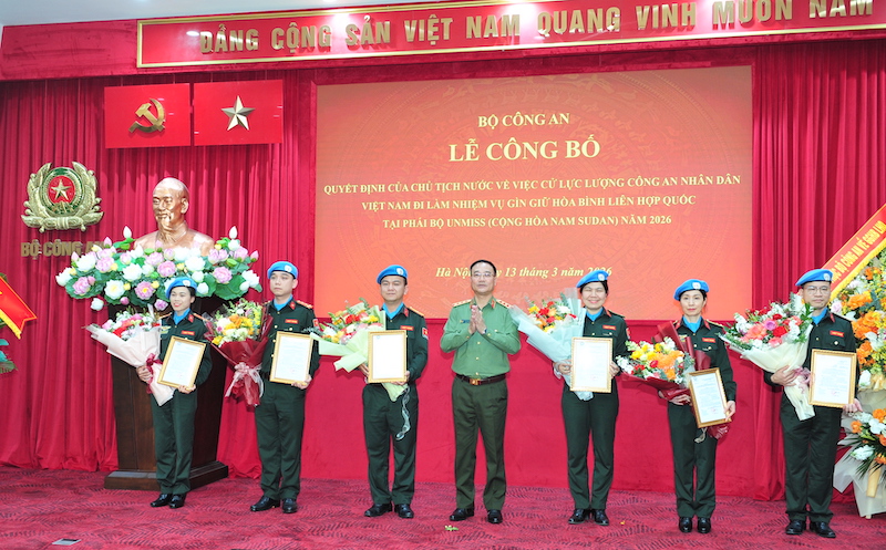 Tạo dấu ấn người chiến sĩ CAND bản lĩnh, trách nhiệm, kỷ luật trong môi trường làm việc đa quốc gia -0