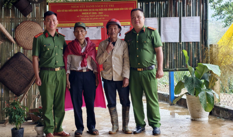 Mang Ngày hội non sông về những bản làng biệt lập -0