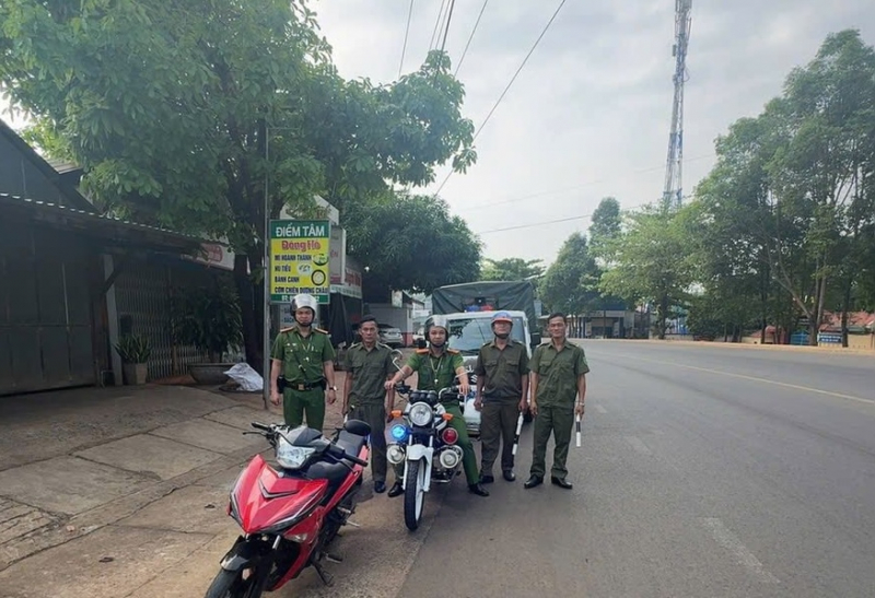 Rộn ràng “Ngày hội non sông” nơi biên giới của tỉnh Đồng Nai -0