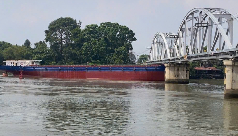 Chưa thể yên tâm với cầu đường sắt vượt sông Đồng Nai   -0