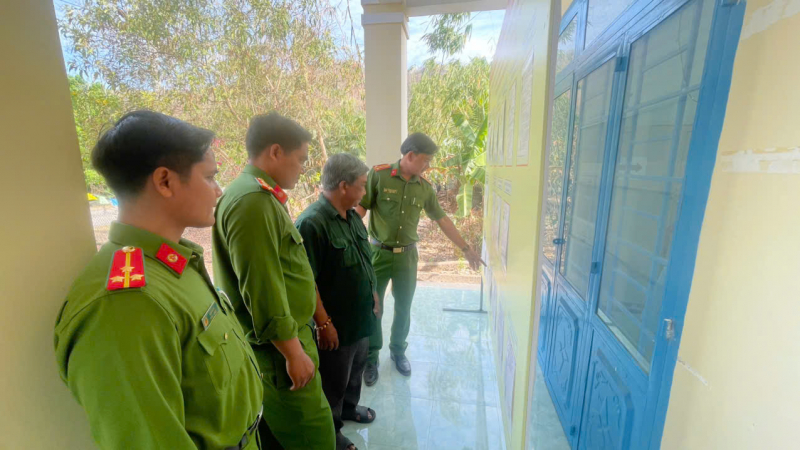 Đồng bào K’Ho gửi trọn niềm tin trong lá phiếu cử tri -0