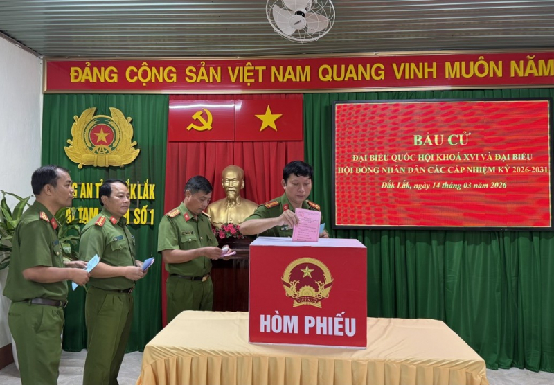 Đảm bảo quyền công dân cho các phạm nhân phía sau cánh cổng trại giam -0