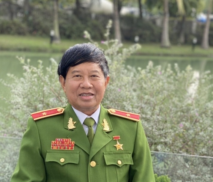 Các cán bộ hội viên Cựu Công an nhân dân Việt Nam gửi gắm niềm tin trước ngày bầu cử -0