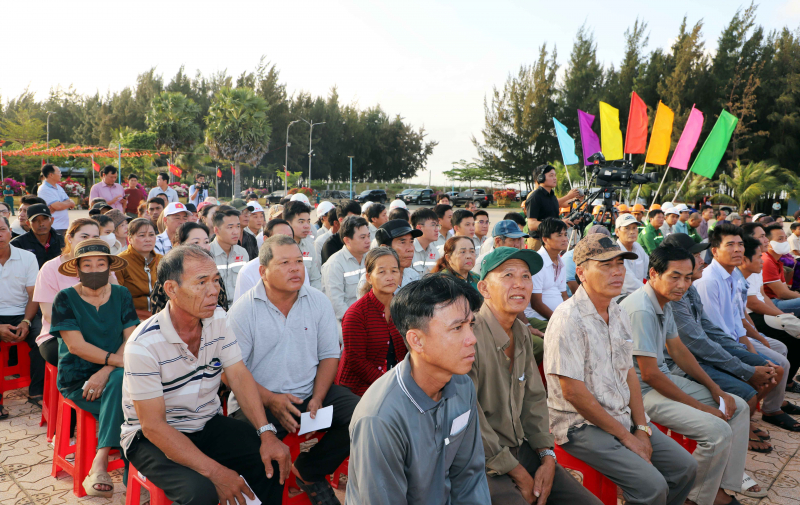 Rộn ràng “Ngày hội non sông” nơi địa đầu cực Nam của Tổ quốc -1