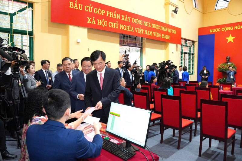 Tổng Bí thư Tô Lâm thực hiện quyền bầu cử, góp phần lan tỏa tinh thần Ngày hội toàn dân -0