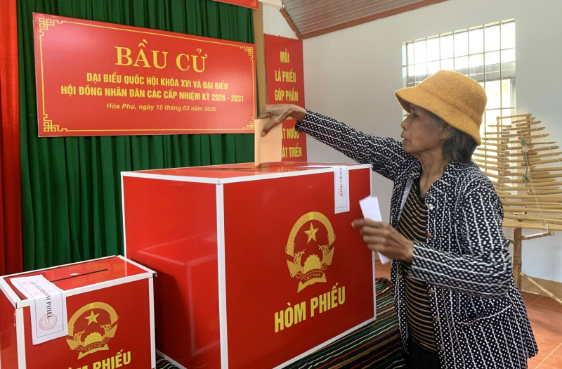 Đồng bào các dân tộc ở Tây Nguyên hân hoan đi bầu cử -0