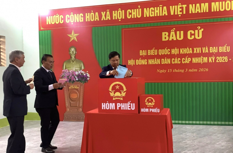 Đồng bào các dân tộc ở Tây Nguyên hân hoan đi bầu cử -0