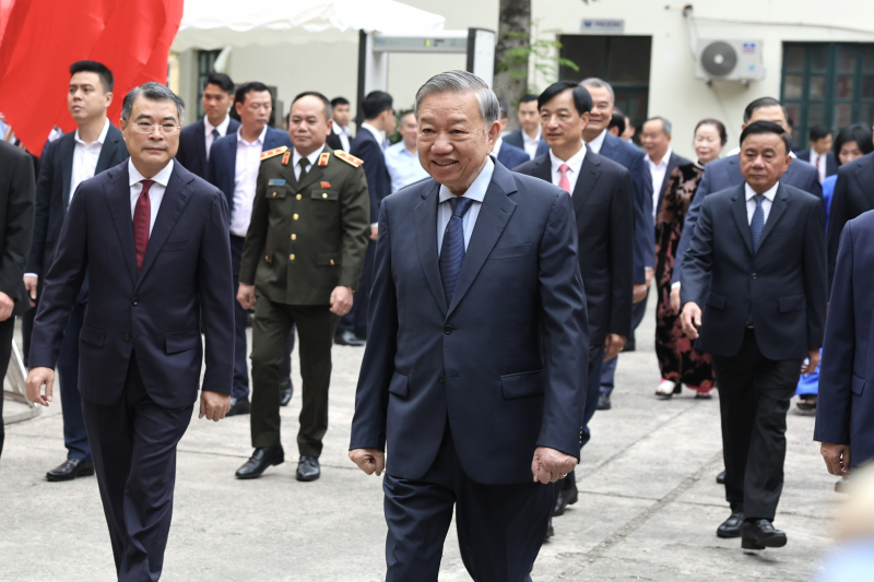 Tổng Bí thư Tô Lâm thực hiện quyền bầu cử, góp phần lan tỏa tinh thần Ngày hội toàn dân -1