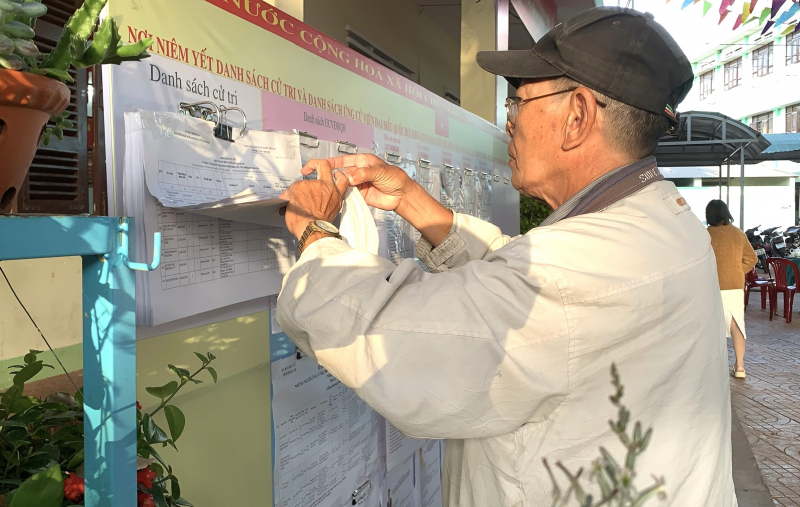 Đồng bào các dân tộc ở Tây Nguyên hân hoan đi bầu cử -0