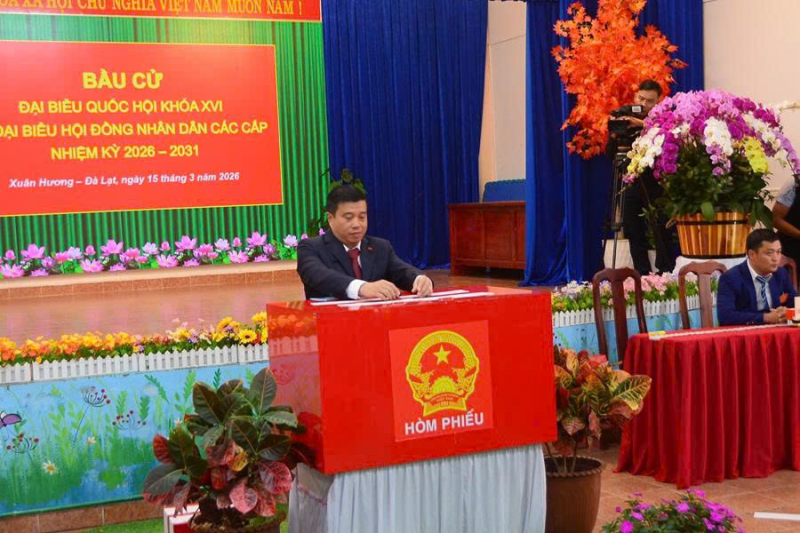 Đồng bào các dân tộc ở Tây Nguyên hân hoan đi bầu cử -0