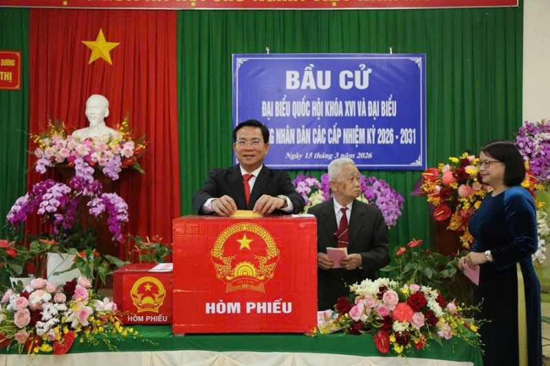 Đồng bào các dân tộc ở Tây Nguyên hân hoan đi bầu cử -0