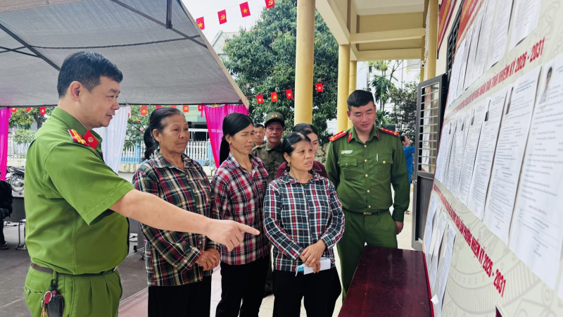 z7621679867370_ae80732428dcd252831d9aaf0aca3baa.jpg -0