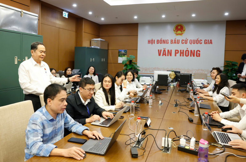 z7622187241558_25c4f5e6c6523836e3646ca4043b4652.jpg -1