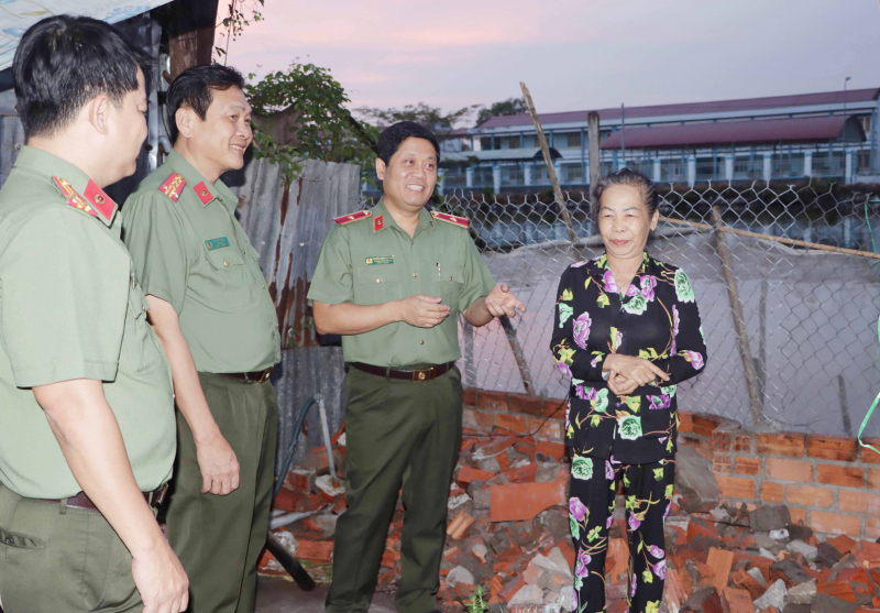 Chung tay xây dựng mái ấm nghĩa tình nơi địa đầu cực Nam Tổ quốc -0