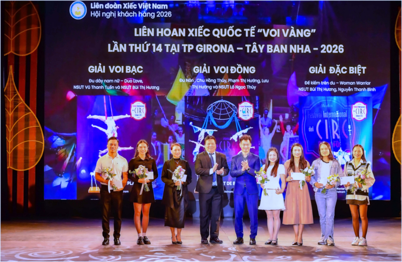 Khi Xiếc Việt “trở mình” -0