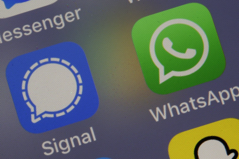 Tài khoản Signal và WhatsApp của quan chức nhiều nước bị tấn công -0