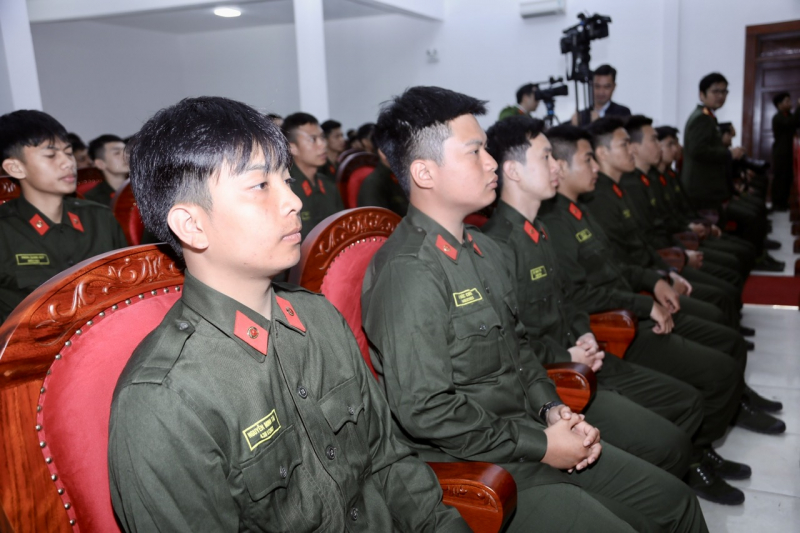 z7624707585738_e22991816af12a3f930b0619f603ae3a.jpg -0