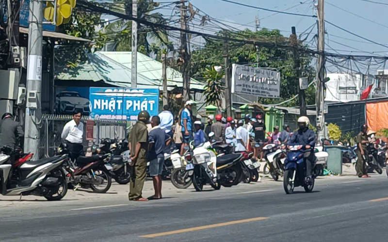 Đóng cừ bê tông, 2 công nhân ở Cà Mau bị điện giật tử vong -0