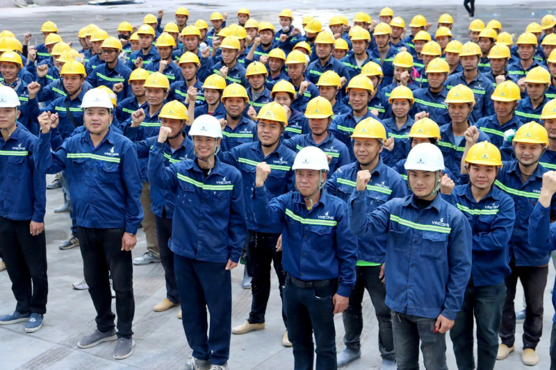 Vingroup tuyển 25.000 nhân sự cho các dự án hạ tầng -0
