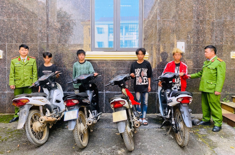 Nhóm trộm xe máy liên tỉnh sa lưới sau khi gây án liên tiếp -0