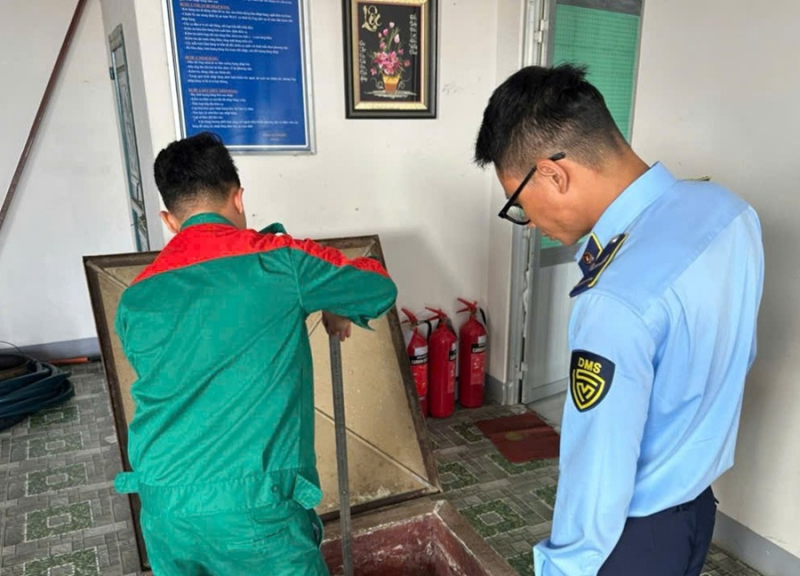 Ngăn chặn lợi dụng giá xăng dầu tăng để tăng giá dịch vụ -0