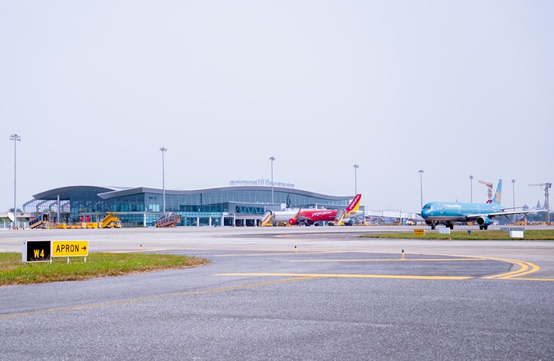 Cục Hàng không Việt Nam họp khẩn đưa loạt giải pháp ngăn chặn drone bay trái phép gần sân bay -0