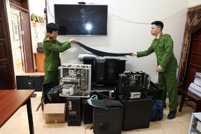 AI có thể bị lạm dụng để tạo ra nội dung khiêu dâm giả -0