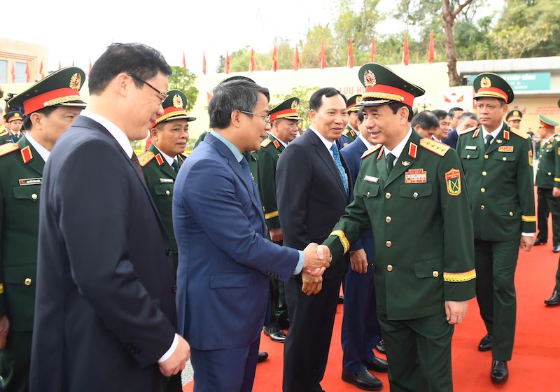 Giao lưu hữu nghị quốc phòng biên giới Việt Nam - Trung Quốc lần thứ 10 -1