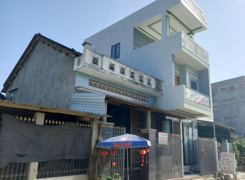 Bi hài chuyện “thầy” chữa bệnh là một… bệnh nhân tâm thần -0