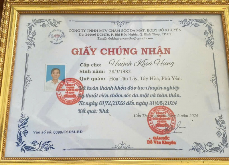 Bi hài chuyện “thầy” chữa bệnh là một… bệnh nhân tâm thần -0