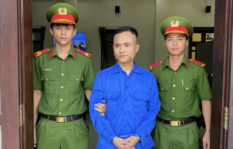 Hơn 13 năm tù dành cho đối tượng nổ súng giải quyết mâu thuẫn trong lúc hỗn chiến  -0