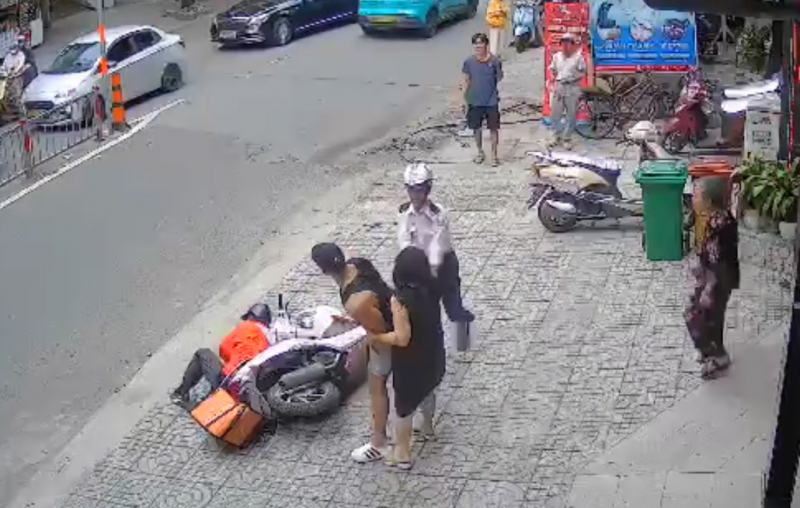 Làm rõ vụ người đàn ông đánh nữ nhân viên giao hàng  -0