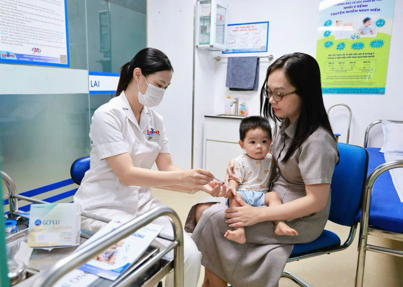 Bộ Y tế cấp phép lưu hành vaccine tay chân miệng -0