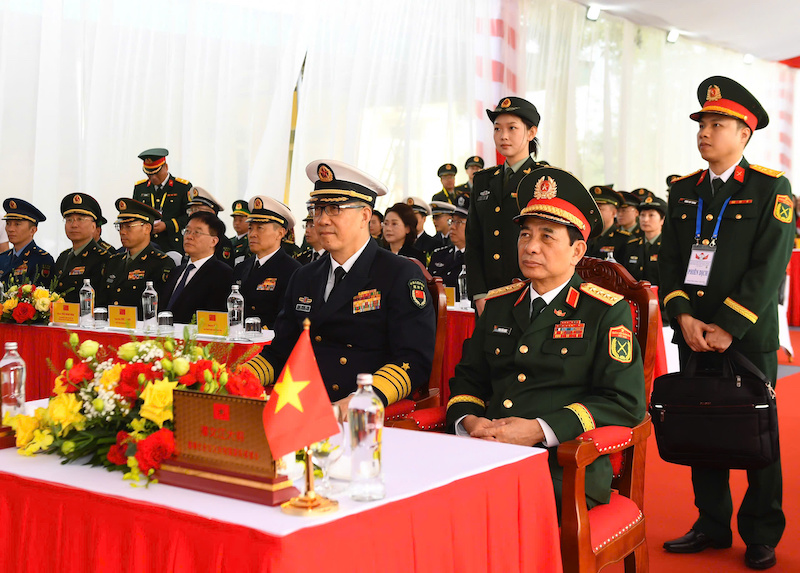 Nhịp cầu gắn kết tình hữu nghị của CBCS và nhân dân hai biên giới -1