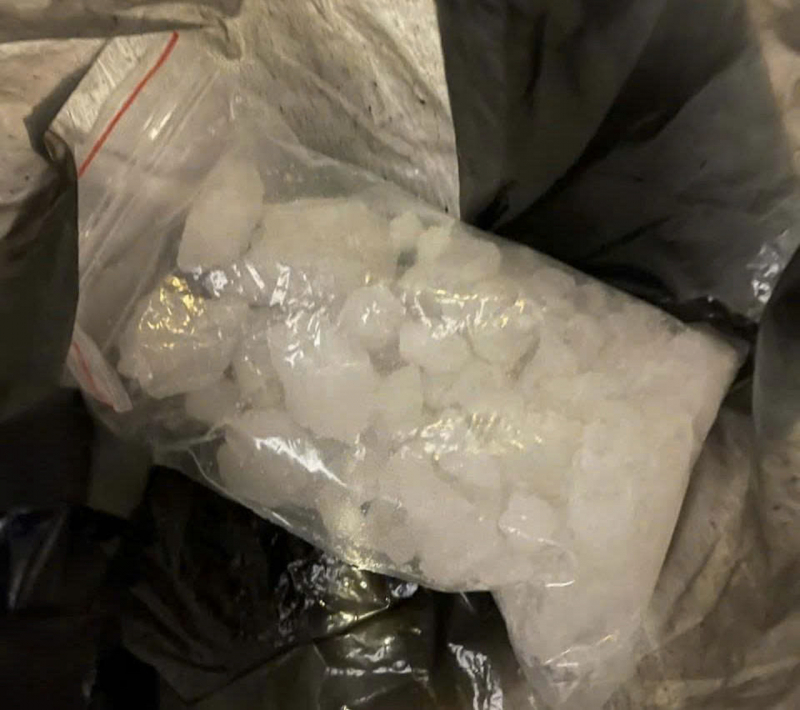 z7631970471943_d5015311b8c1bd9c1e4d0d058d938e96.jpg -0