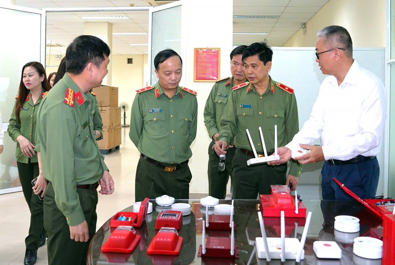 Xây dựng Công ty Thanh Bình thành doanh nghiệp công nghiệp an ninh có sức cạnh tranh -1