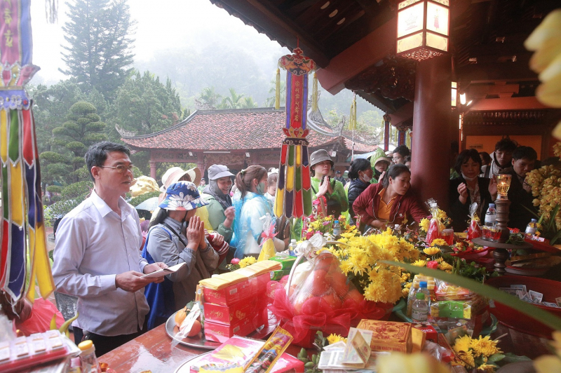 Tiền tỷ từ “nén hương giọt dầu” (bài 1) -0