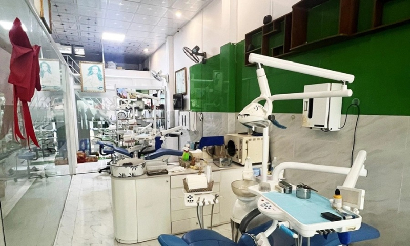 Siết chặt quản lý y tế tư nhân, hàng loạt phòng khám “lòi” sai phạm -0