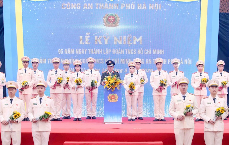 Tuyên dương 10 Gương mặt trẻ Công an Thủ đô xuất sắc tiêu biểu năm 2025 -0