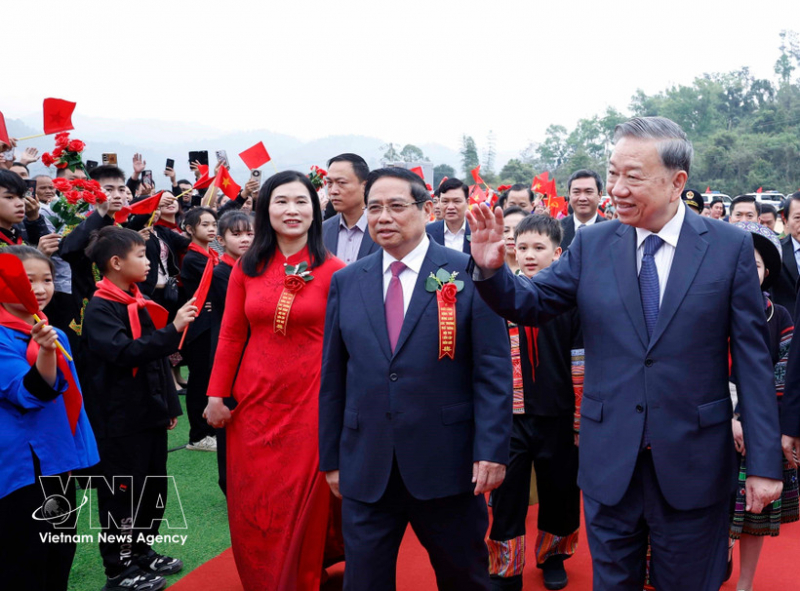 Party chief, PM attend groundbreaking ceremony for inter-level boarding schools -0