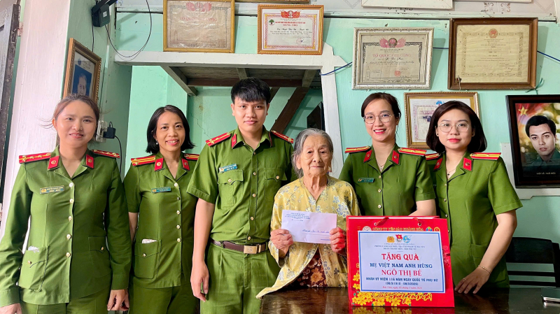 Điểm tựa bình yên từ sự xung kích của tuổi trẻ Công an cơ sở -0