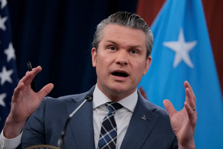 Lầu Năm Góc đề xuất thêm 200 tỷ USD cho chiến dịch quân sự với Iran -0